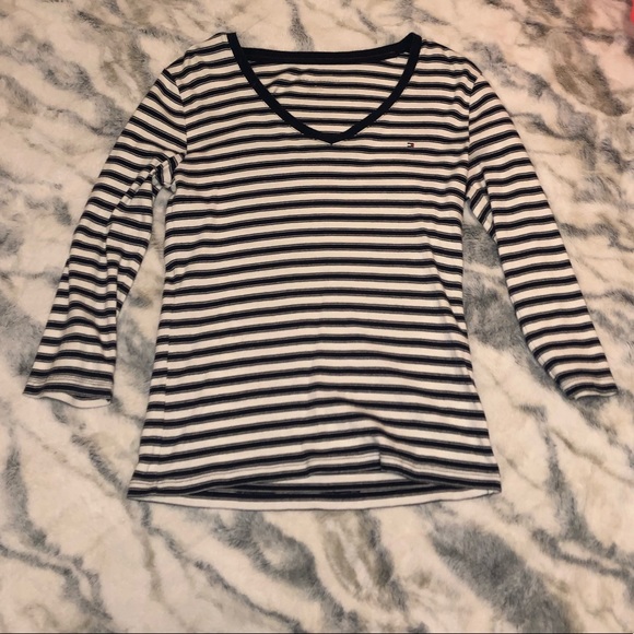 Tommy Hilfiger shirt - Picture 1 of 4